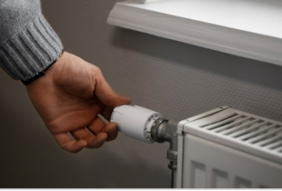 У 18 регіонах України почали подавати тепло в житлові будинки