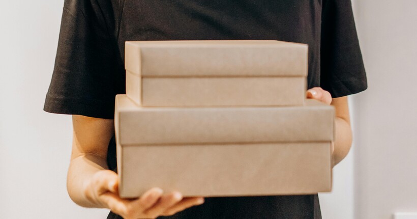 В НБУ запропонували ввести податок на міжнародні посилки до 150 євро