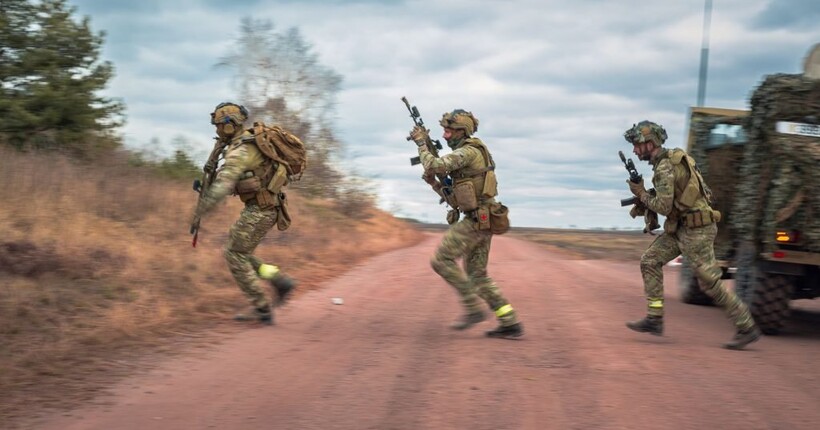 Над секретною авіабазою в Бельгії знову літали дрони