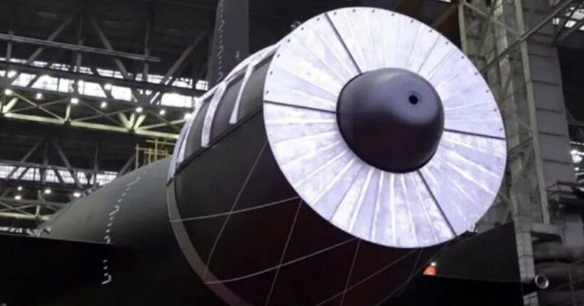 росія спустила на воду атомний підводний крейсер 