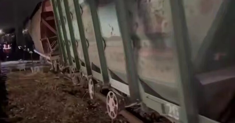 У Мурманську зійшли з рейок цистерни з нафтопродуктами