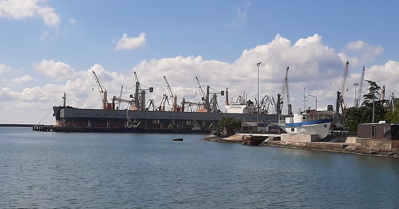 У ВМС оцінили наслідки ураження російського нафтопорту у Чорному морі