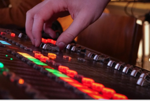 В одеському клубі відтворили пісню російською: ОВА розпочала перевірку