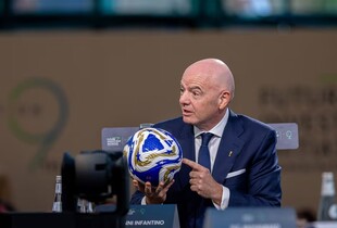 ФІФА хвалить Іран за допуск жінок на футбол: активісти заявляють про 