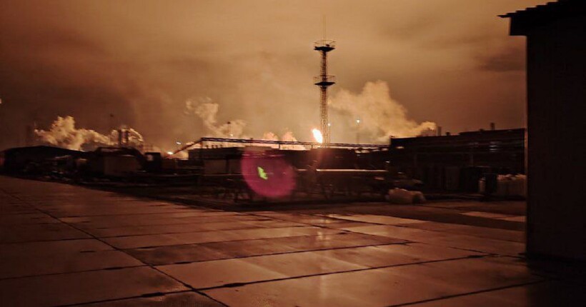 Вибухи у росії: дрони атакували стратегічні об'єкти у чотирьох областях