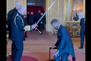 Король Чарльз ІІІ посвятив Девіда Бекхема в лицарі (відео)