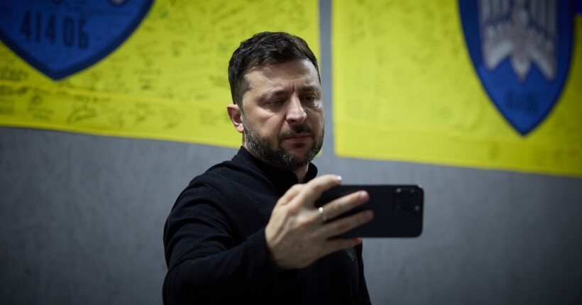 Збільшення фінансування корпусів та перенесення рф термінів захоплення - головне зі звернення Зеленського