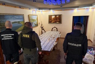 Квадрокоптер, трекери і автопарк: ДПСУ викрила групу людей, які незаконно переправляли чоловіків через Тису