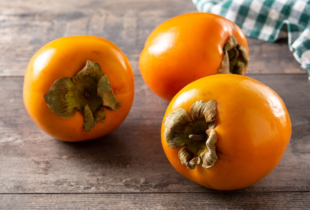 Хурма чи шарон: в чому їх різниця та що краще додати до свого раціону 