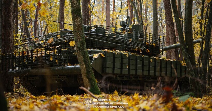 На фронті зафіксовано 93 бойових зіткнення: у Генштабі розповіли, на яких напрямках атакують росіяни