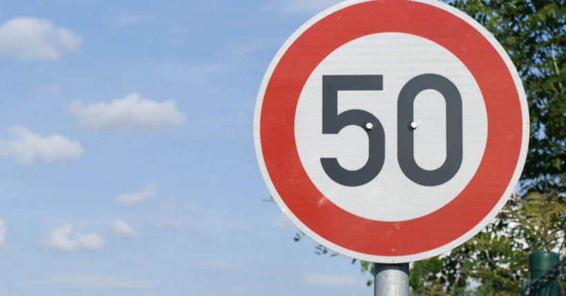 У двох містах України ввели зимові обмеження швидкості: що слід знати водіям