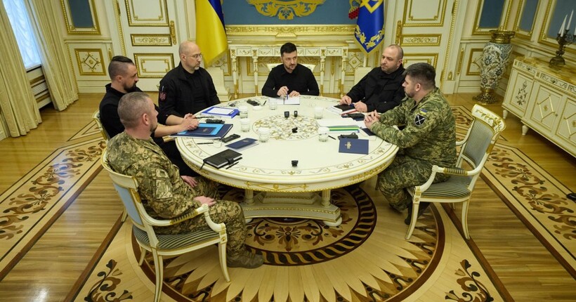 Нові контракти у ЗСУ: Шмигаль сказав, коли планують запустити систему