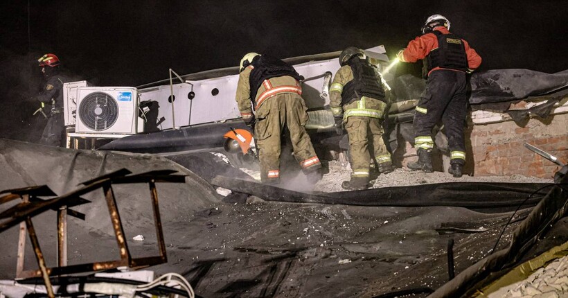 Росіяни атакували передмістя Харкова ракетами: постраждали вісім людей