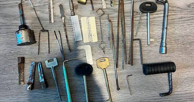 У Києві судитимуть двох крадіїв, які пограбували квартиру в Деснянському районі