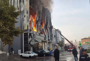 У Туреччині під час пожежі на парфумерній фабриці загинуло шестеро людей