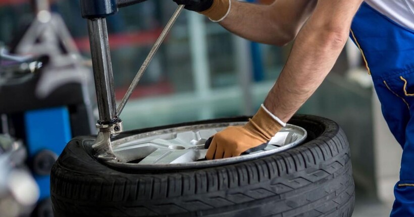 Чи штрафують в Україні за літню гуму взимку: роз’яснення автоюристів