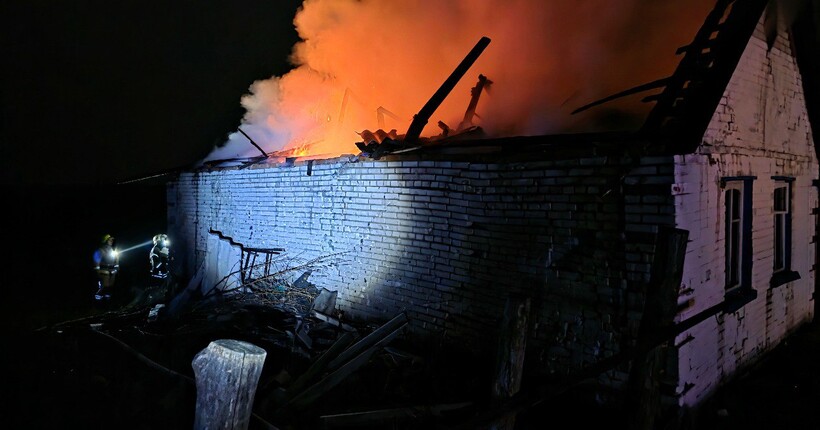 На Сумщині внаслідок ворожої атаки поранено жінку: ворог здійснив 65 обстрілів за добу