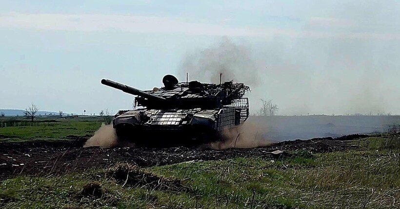 Зросла інтенсивність штурмів Покровська: ворог намагається закріпитися у багатоповерхівках