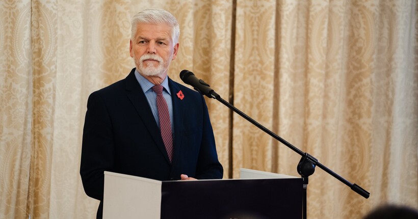 Суперечка про українські прапори у Чехії: президент Петр Павел висловив свою позицію