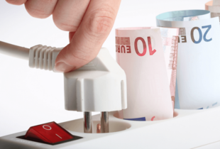 Як зменшити споживання електроенергії вдома: прості поради для економії