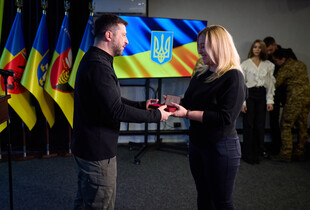 Зеленський нагородив орденом Княгині Ольги кореспондентку телеканалу 
