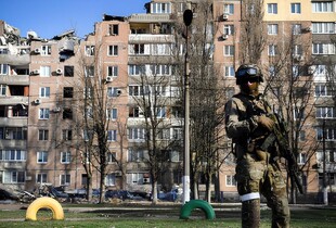 У Маріуполі окупанти 