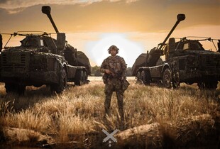 Путін на місяць змістив 