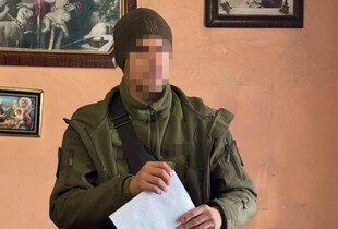 Працівники ДБР викрили військовослужбовця, який допомагав за криптовалюту нелегально перетнути кордон