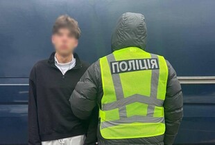 Поліція затримала палія авто, який діяв на користь ворожих спецслужб у Києві