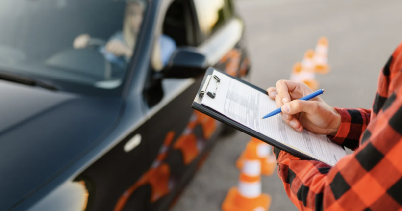 Паперові свідоцтва автошкіл скасували: що змінилося