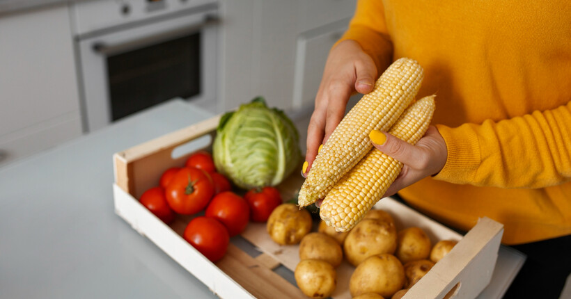 Які овочі найкраще зберігати у піску в підвалі: простоять до весни 