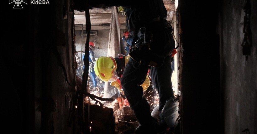 У Києві вже пʼятеро загиблих внаслідок удару рф: речниця КМВА повідомила, що пошуково-рятувальні роботи тривають