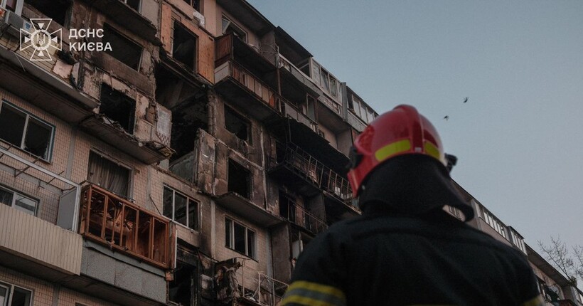 У Деснянському районі завершили пошуково-рятувальні роботи: у ДСНС розповіли, скільки людей загинуло (фото)