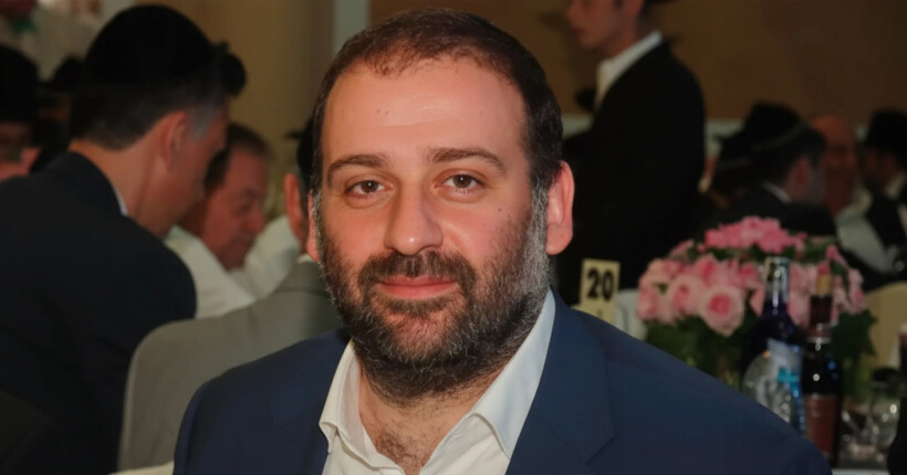 Тімур Міндіч покинув Україну на віп-таксі за €1300: журналісти дізнались деталі поїздки