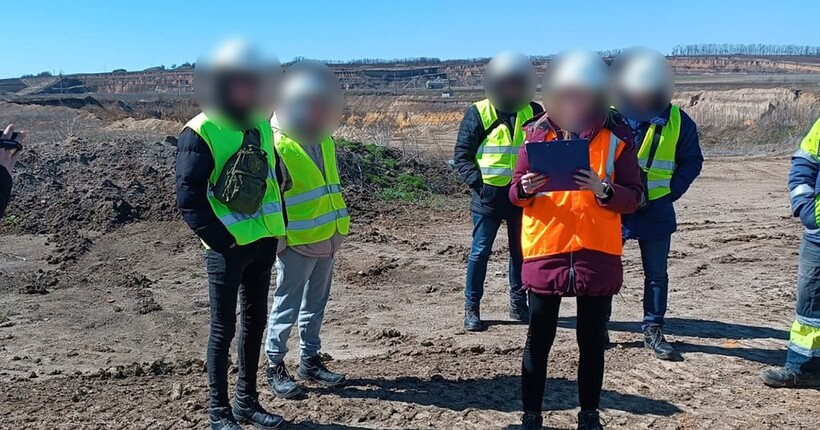 На Черкащині зупинили незаконний видобуток корисних копалин на майже ₴190 млн