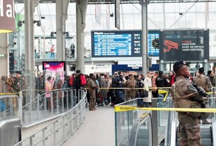 На вокзалі Монпарнас у Парижі сталася стрілянина: поліція поранила чоловіка з ножем