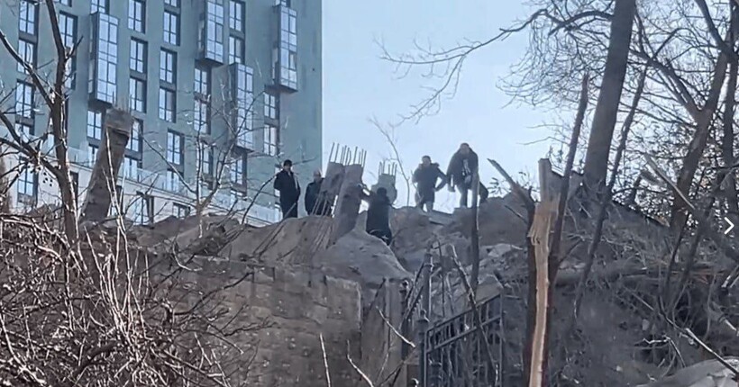 МЗС Бельгії відреагувало на пошкодження посольства Азербайджану у Києві