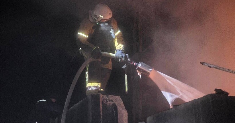 Росіяни застосували проти України близько 1000 дронів, майже 980 КАбів і 36 ракет за тиждень – Зеленський 