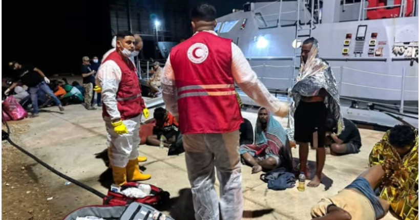 Біля узбережжя Лівії перекинувся човен з мігрантами: четверо загиблих