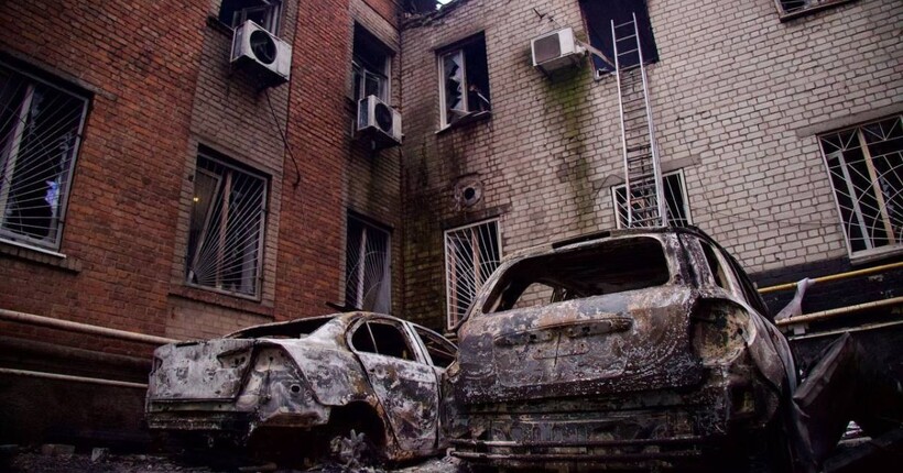 Масована атака  ударних дронів по Дніпру: в ОВА повідомили про наслідки нічного обстрілу (фото)