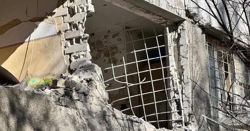 На Херсонщині російські атаки забрали життя двох людей, ще п'ятеро поранені, зокрема одна дитина