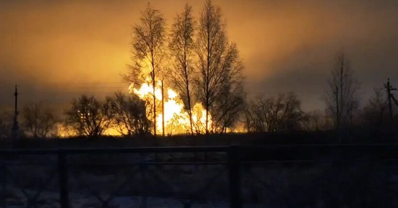 Під Омськом стався вибух на газопроводі: місцеві скаржаться на хімічний запах у повітрі