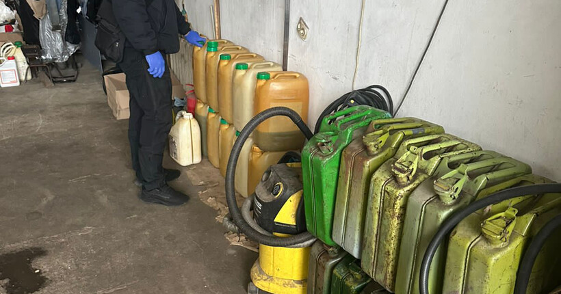 Крали пальне призначене для фронту: на Полтавщині ДБР викрило схему збуту 15 тонн дизеля