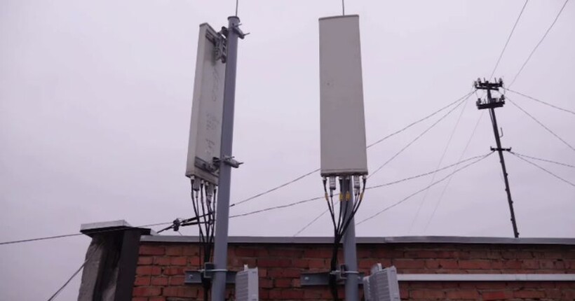 Мобільний зв'язок стане краще: оператори встановлюють базові станції за пришвидшеною процедурою