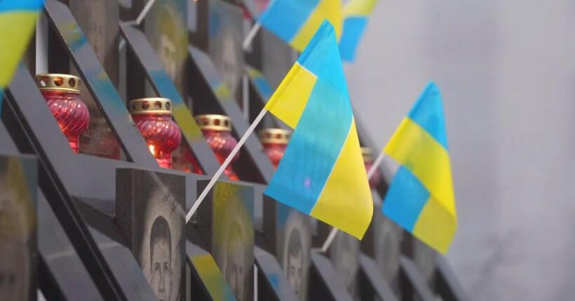 Зеленський вшанував українців, які загинули під час Революції гідності