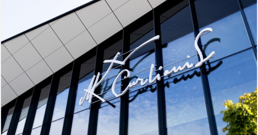 Вільнюський аеропорт закривали на годину через повітряні кулі з Білорусі