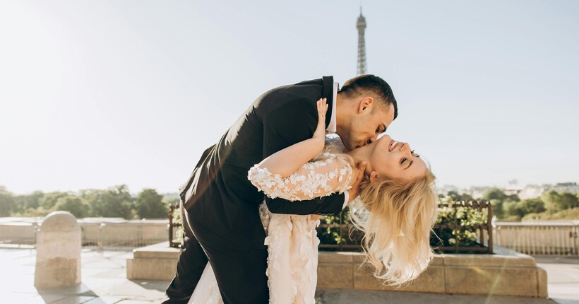 Доленосна зустріч може статися вже у грудні: гороскоп кохання для всіх знаків Зодіаку