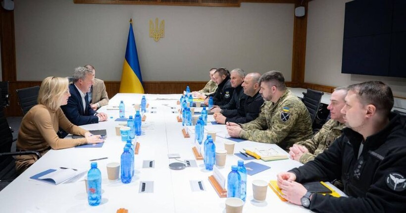 Умєров, Буданов, Скібіцький провели зустріч з американською делегацією щодо шляхів досягнення справедливого миру в Україні