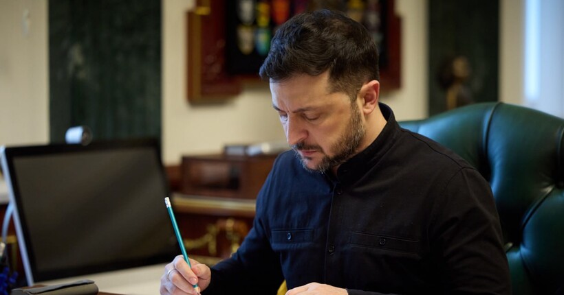 Україна розпочинає консультації для завершення війни: Зеленський затвердив склад делегації 