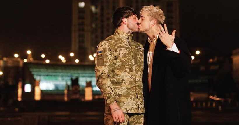 Співаку Melovin зробили пропозицію: що відомо про обранця музиканта